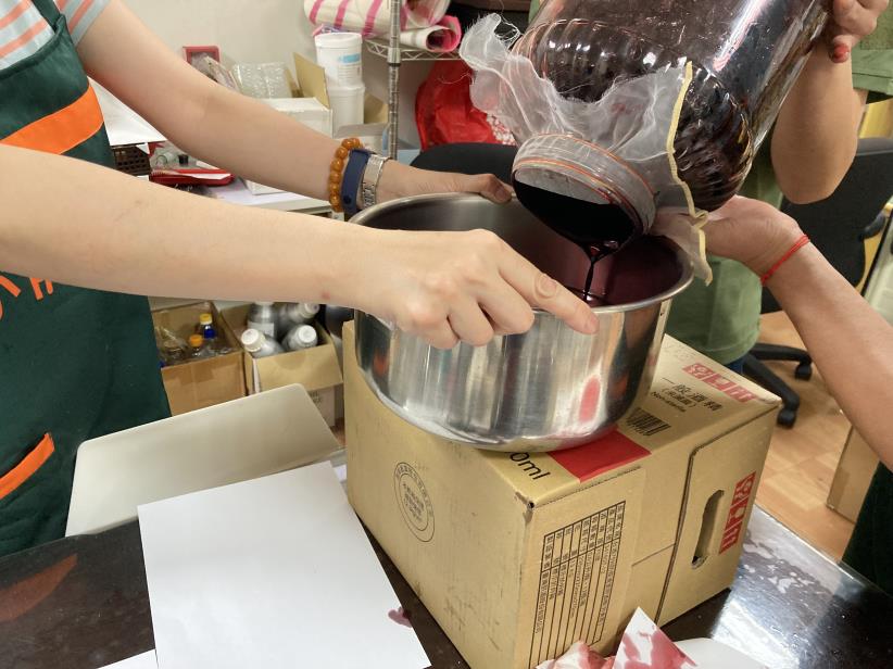 小胖威利-紫草膏