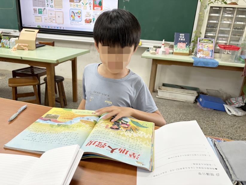 筆尖翻轉未來–讀寫與口語培力