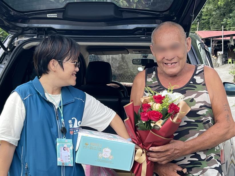 共同守護邊緣老人及貧家─支持老家服務