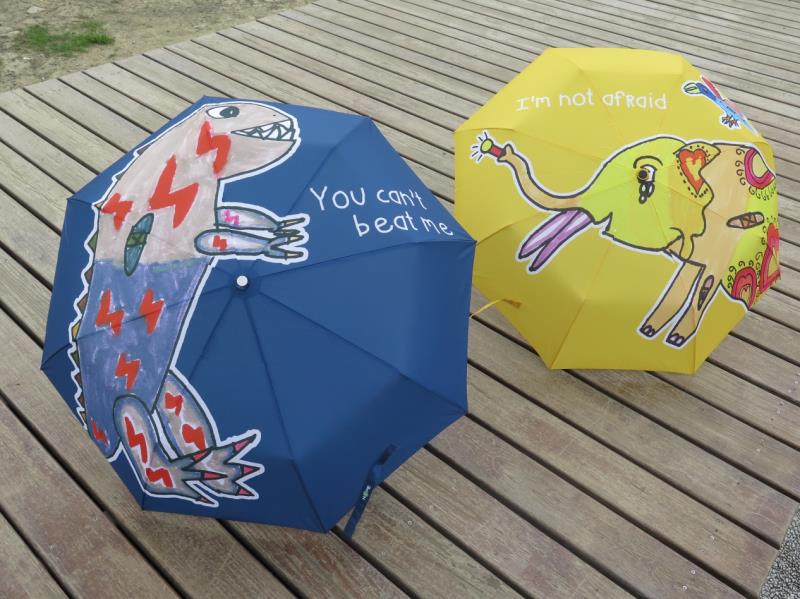 打開傘 為癌友家庭撐起一片天