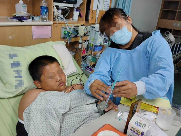 世界和平会「急难救助」拉孩子一把、助他度过难关