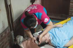 愛，不缺席！守護獨居長輩及失能長者